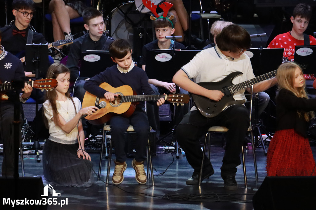 Fotorelacja: Koncert Kolęd MDK Myszków