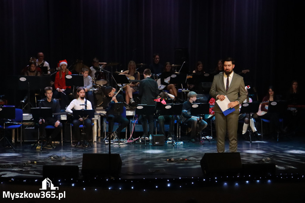 Fotorelacja: Koncert Kolęd MDK Myszków