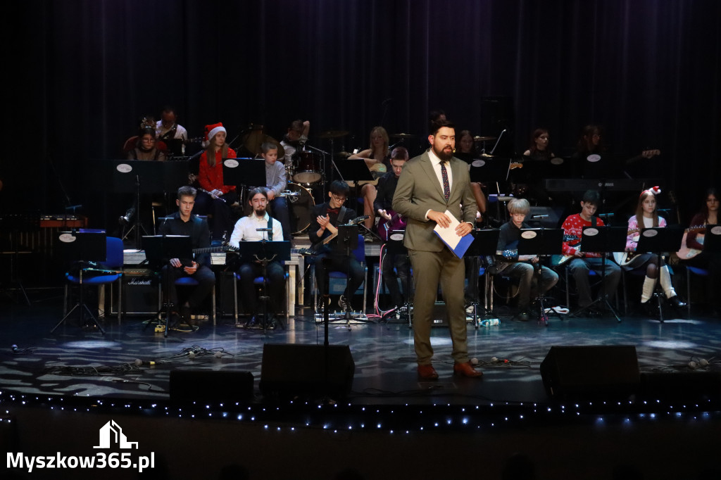 Fotorelacja: Koncert Kolęd MDK Myszków