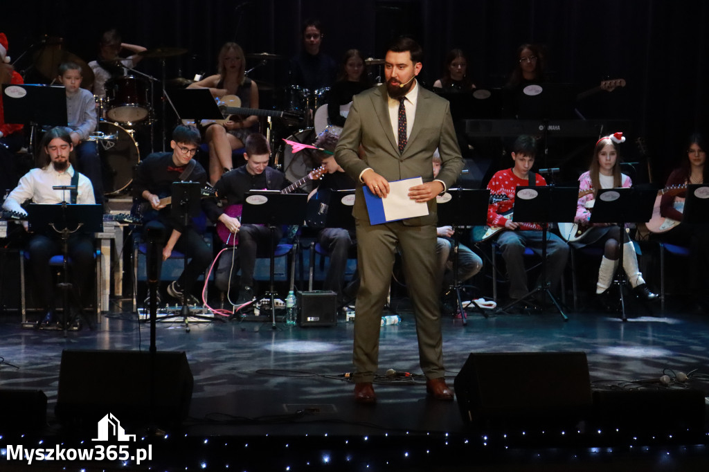 Fotorelacja: Koncert Kolęd MDK Myszków