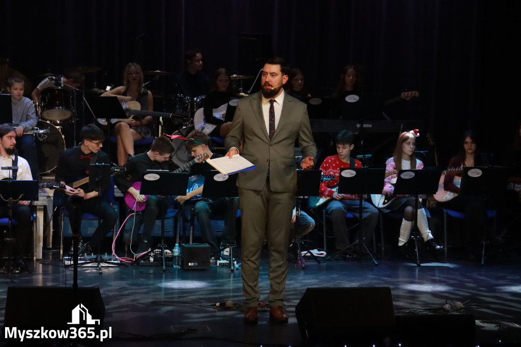 Fotorelacja: Koncert Kolęd MDK Myszków