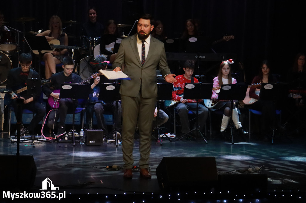 Fotorelacja: Koncert Kolęd MDK Myszków