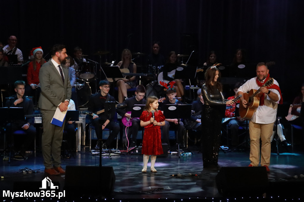 Fotorelacja: Koncert Kolęd MDK Myszków