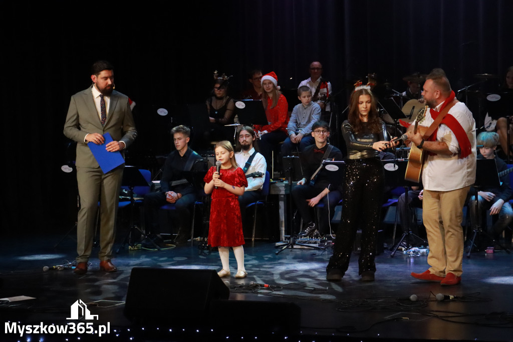 Fotorelacja: Koncert Kolęd MDK Myszków