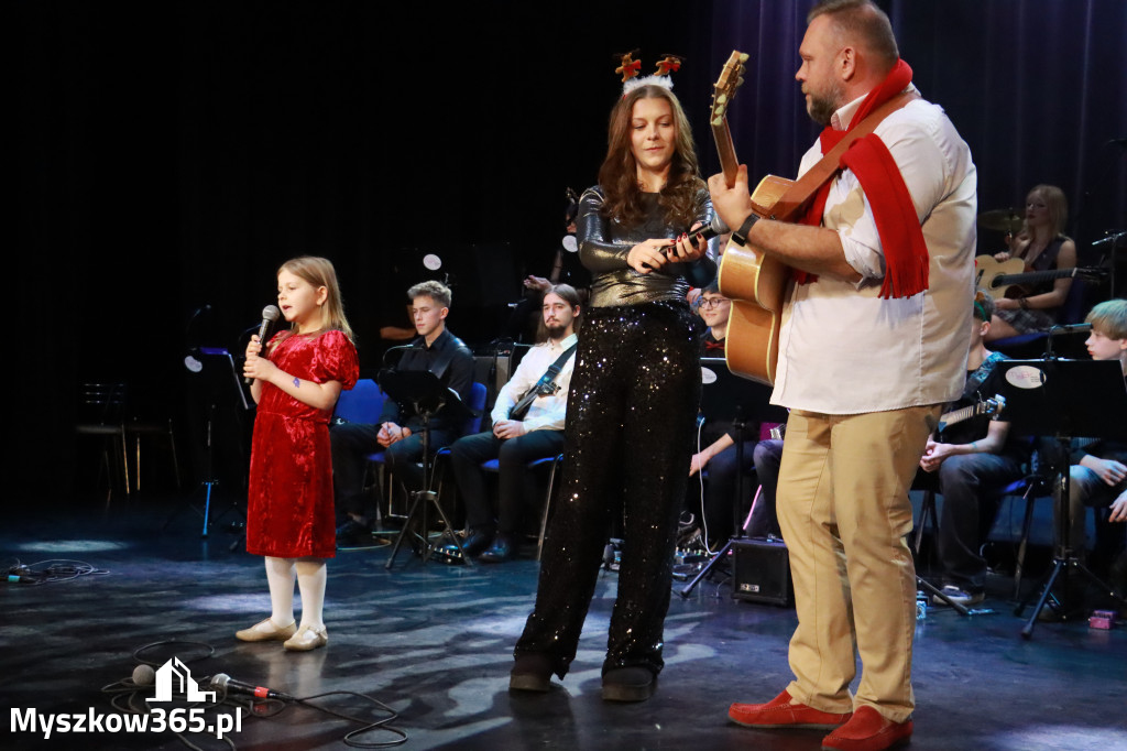 Fotorelacja: Koncert Kolęd MDK Myszków