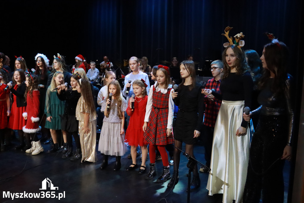 Fotorelacja: Koncert Kolęd MDK Myszków