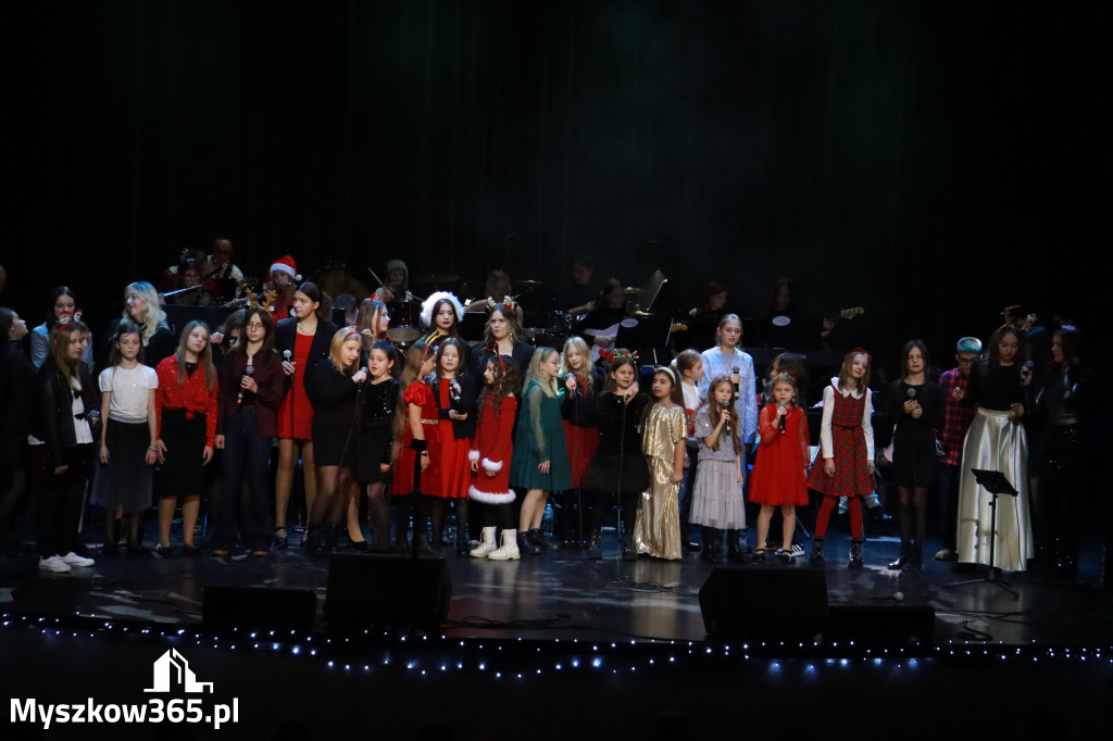 Fotorelacja: Koncert Kolęd MDK Myszków