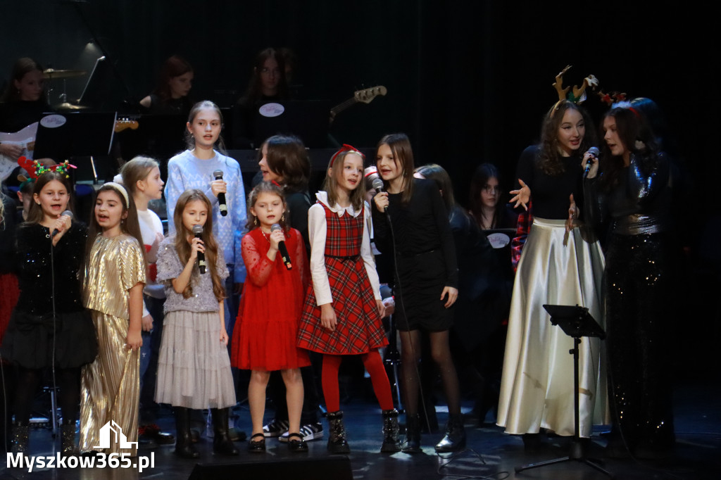 Fotorelacja: Koncert Kolęd MDK Myszków