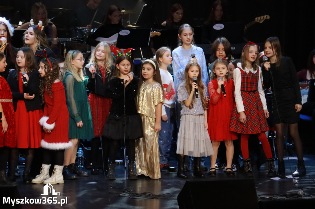 Fotorelacja: Koncert Kolęd MDK Myszków