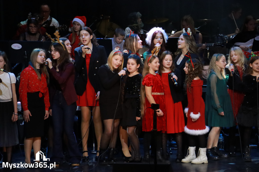Fotorelacja: Koncert Kolęd MDK Myszków