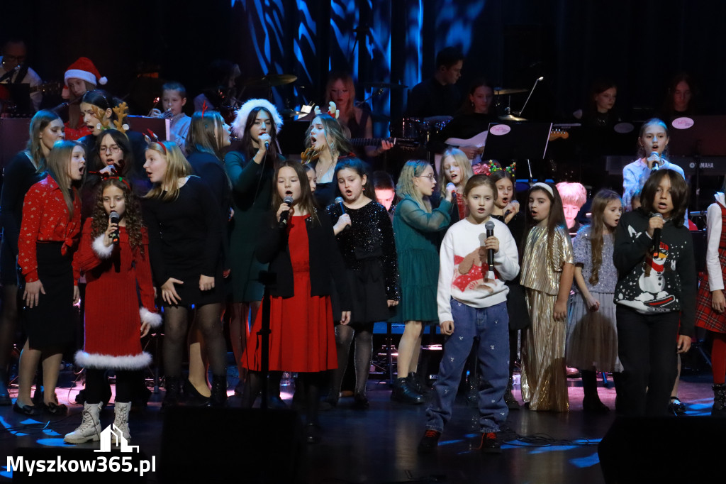 Fotorelacja: Koncert Kolęd MDK Myszków