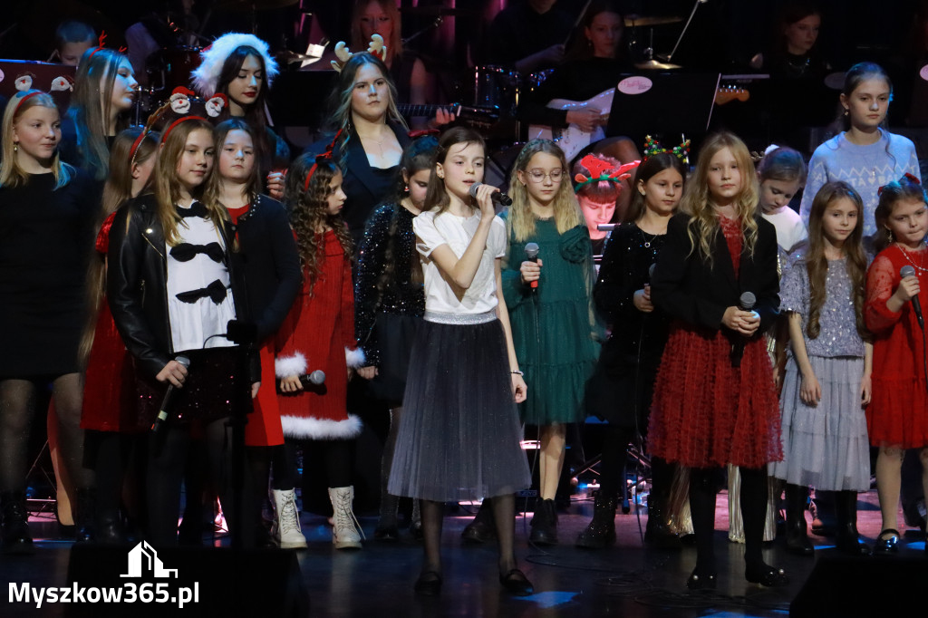 Fotorelacja: Koncert Kolęd MDK Myszków