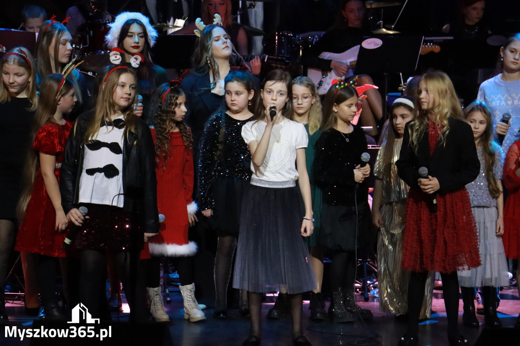 Fotorelacja: Koncert Kolęd MDK Myszków
