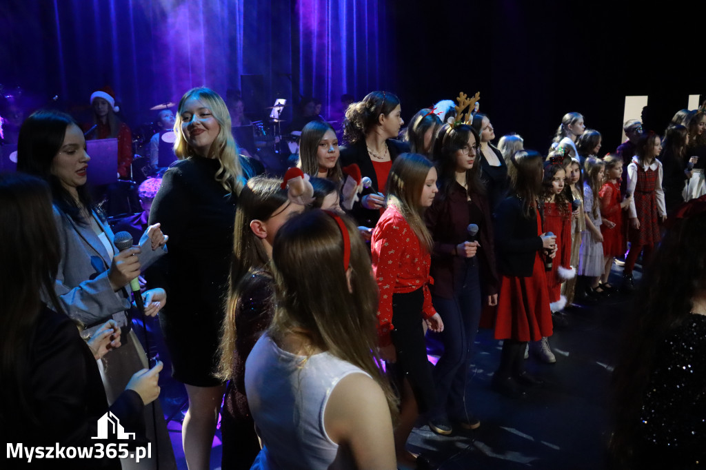 Fotorelacja: Koncert Kolęd MDK Myszków