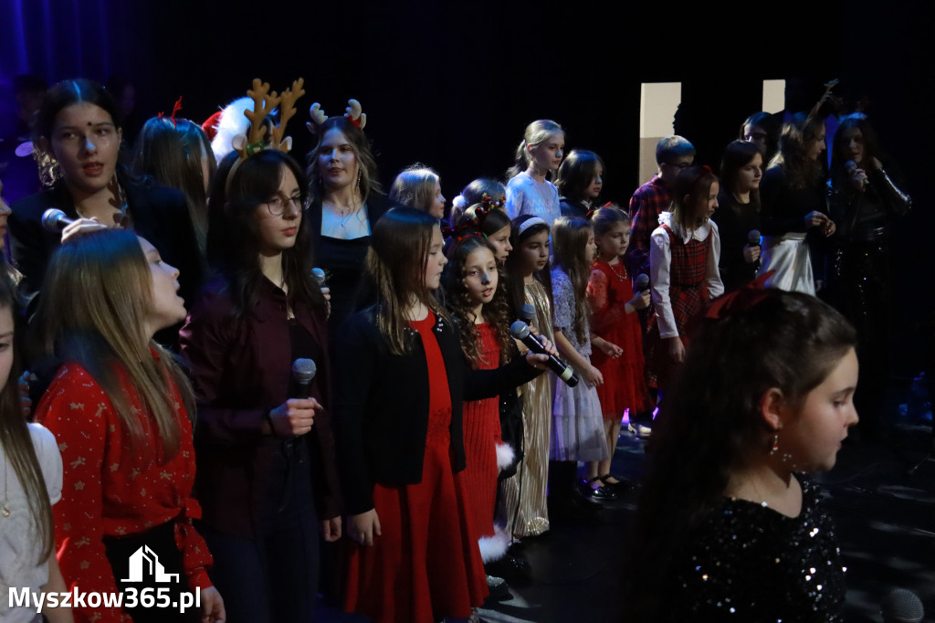 Fotorelacja: Koncert Kolęd MDK Myszków
