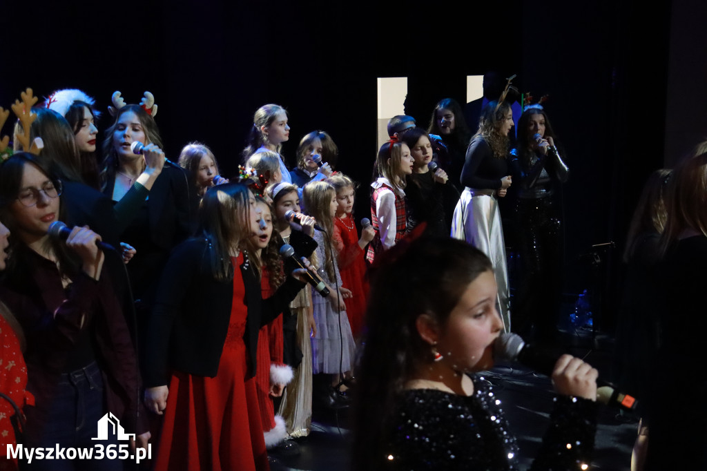 Fotorelacja: Koncert Kolęd MDK Myszków