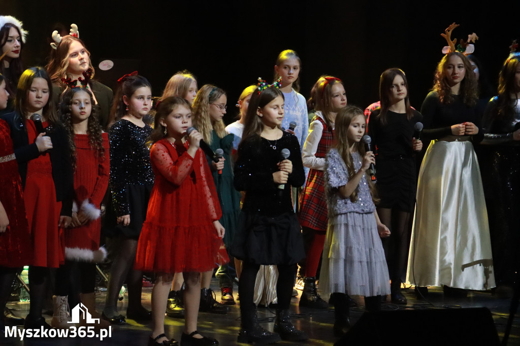 Fotorelacja: Koncert Kolęd MDK Myszków