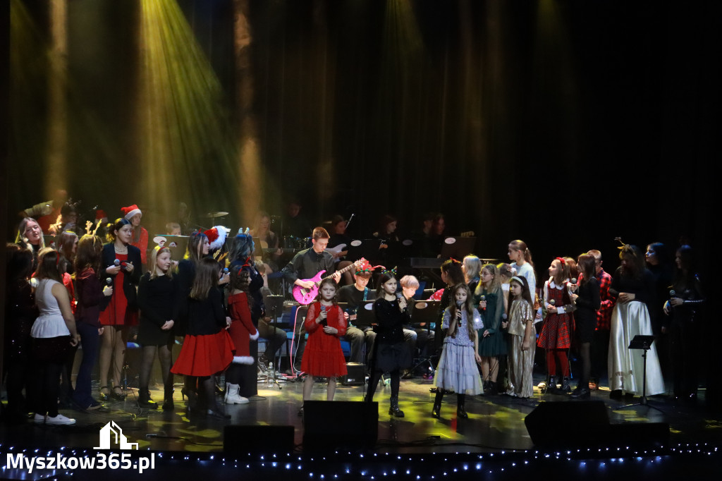 Fotorelacja: Koncert Kolęd MDK Myszków