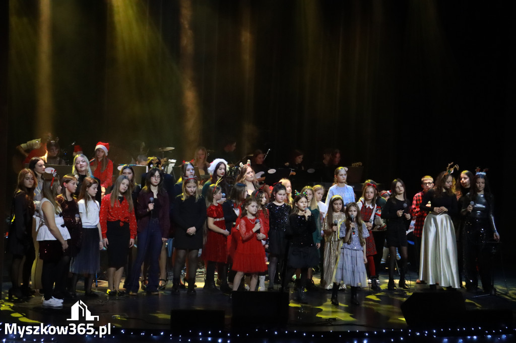 Fotorelacja: Koncert Kolęd MDK Myszków
