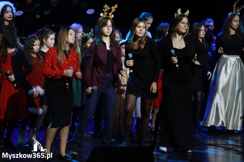 Fotorelacja: Koncert Kolęd MDK Myszków