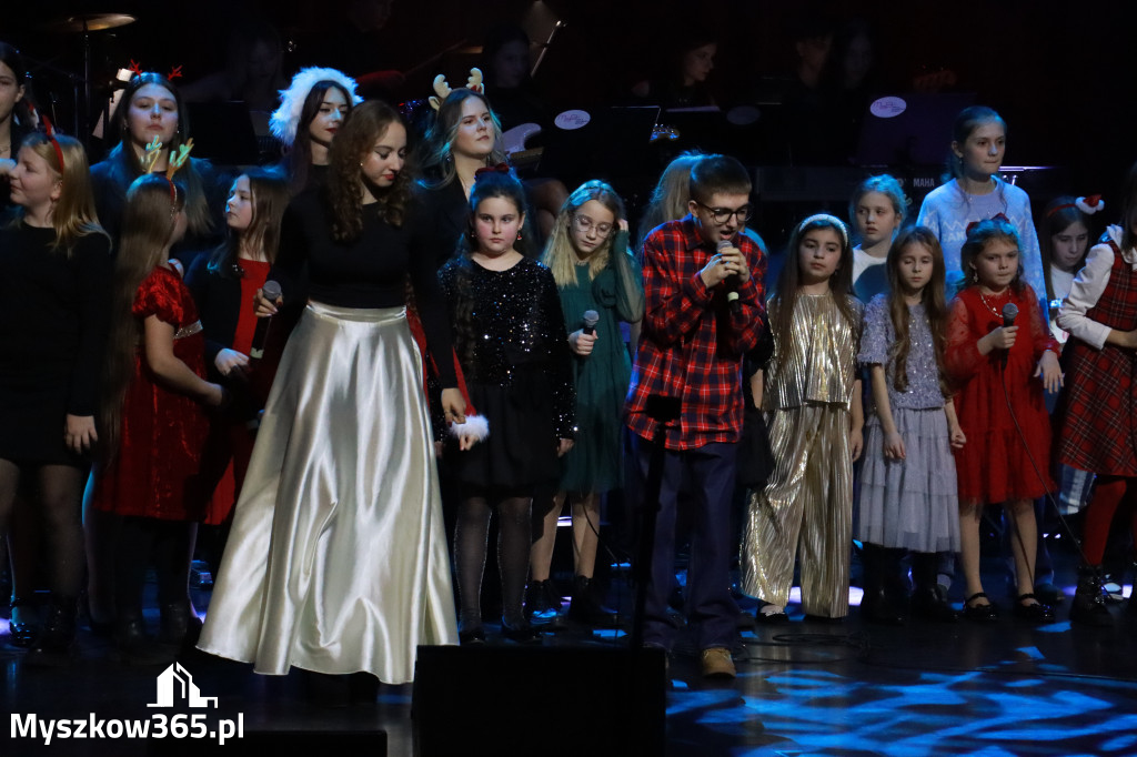 Fotorelacja: Koncert Kolęd MDK Myszków