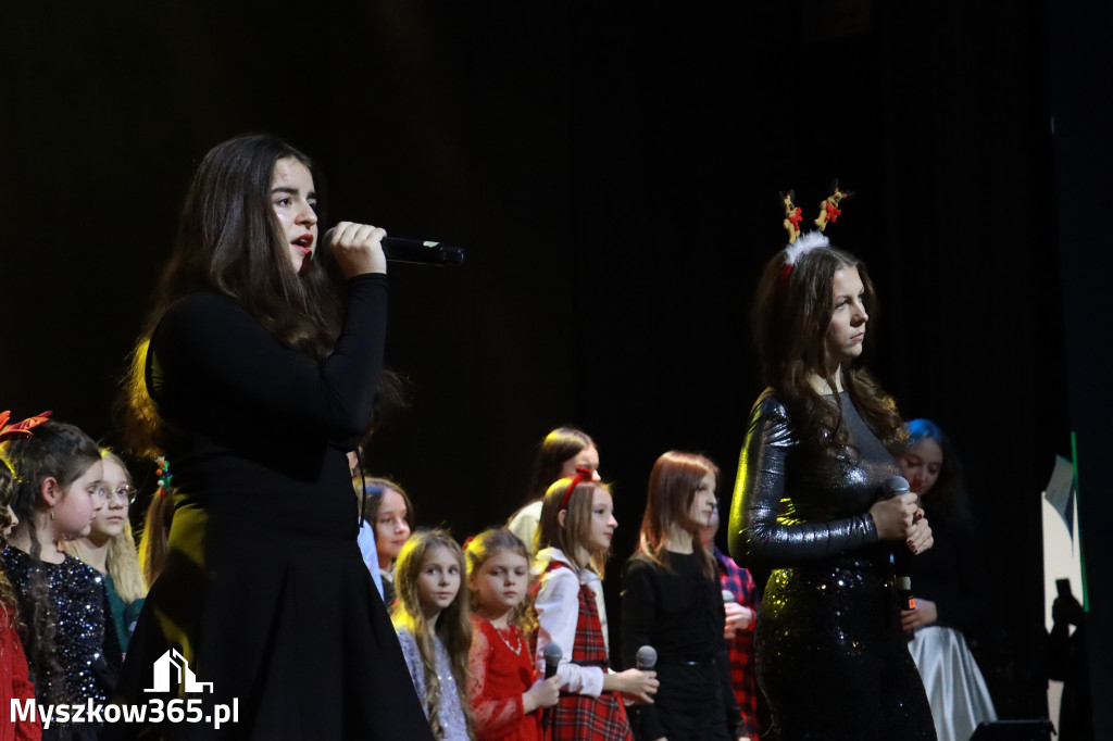 Fotorelacja: Koncert Kolęd MDK Myszków