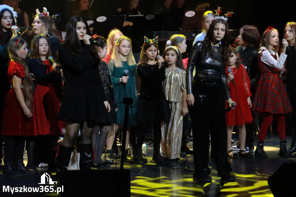 Fotorelacja: Koncert Kolęd MDK Myszków