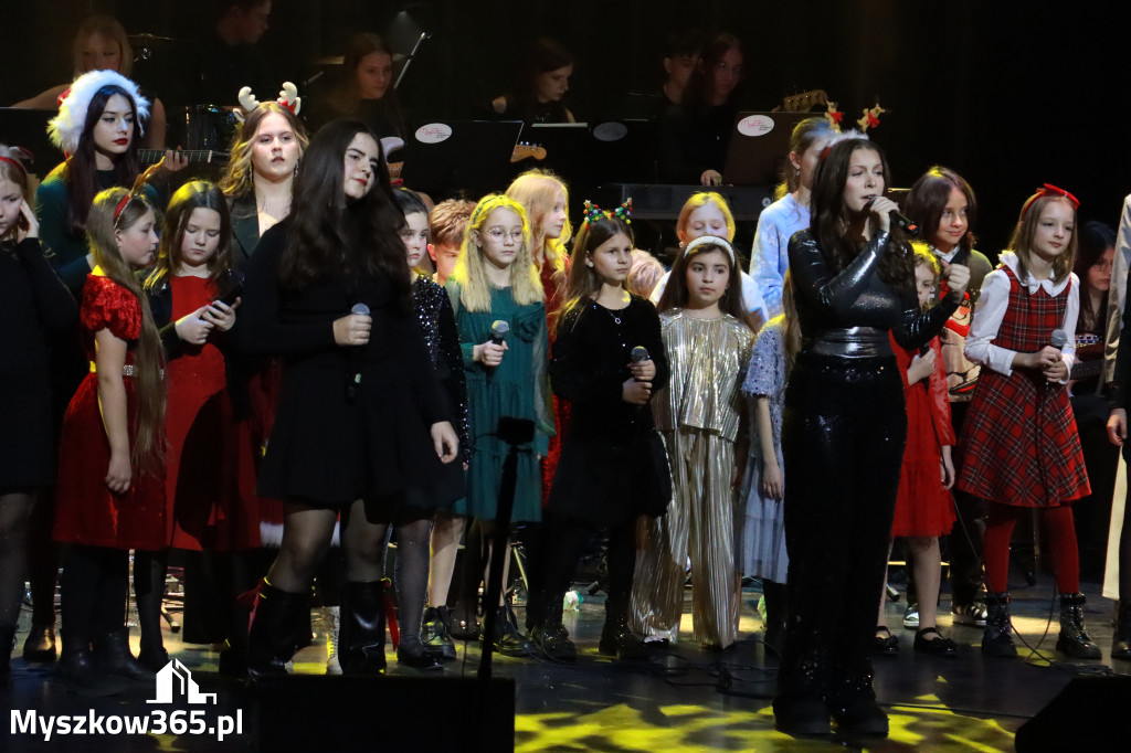 Fotorelacja: Koncert Kolęd MDK Myszków