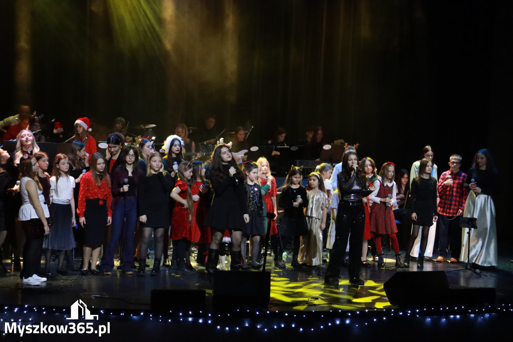 Fotorelacja: Koncert Kolęd MDK Myszków