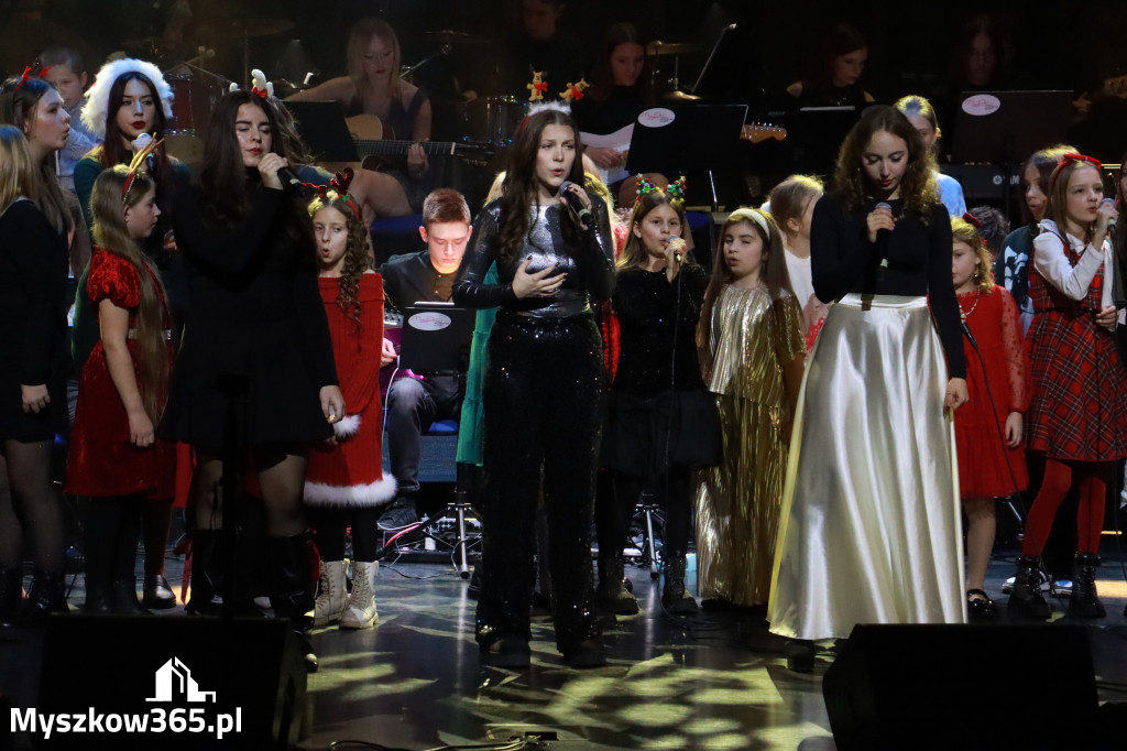 Fotorelacja: Koncert Kolęd MDK Myszków