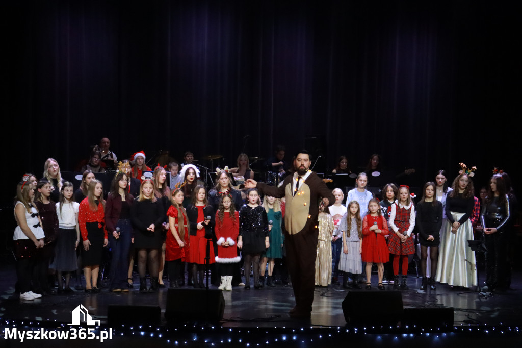 Fotorelacja: Koncert Kolęd MDK Myszków
