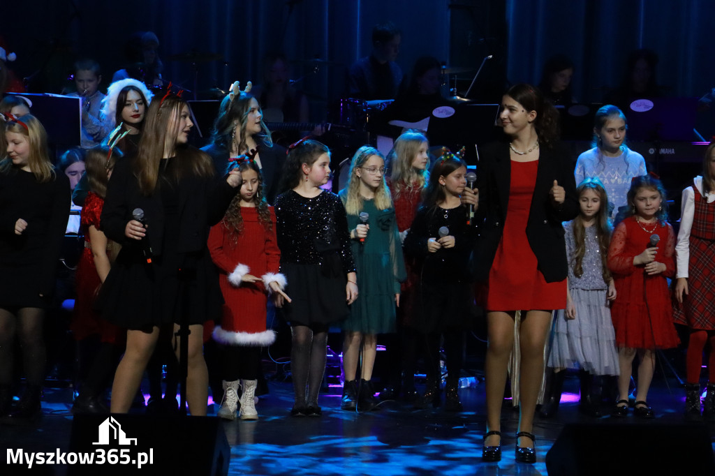 Fotorelacja: Koncert Kolęd MDK Myszków