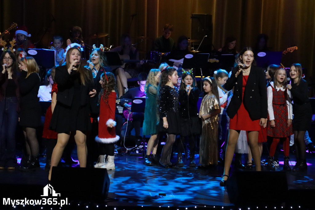 Fotorelacja: Koncert Kolęd MDK Myszków
