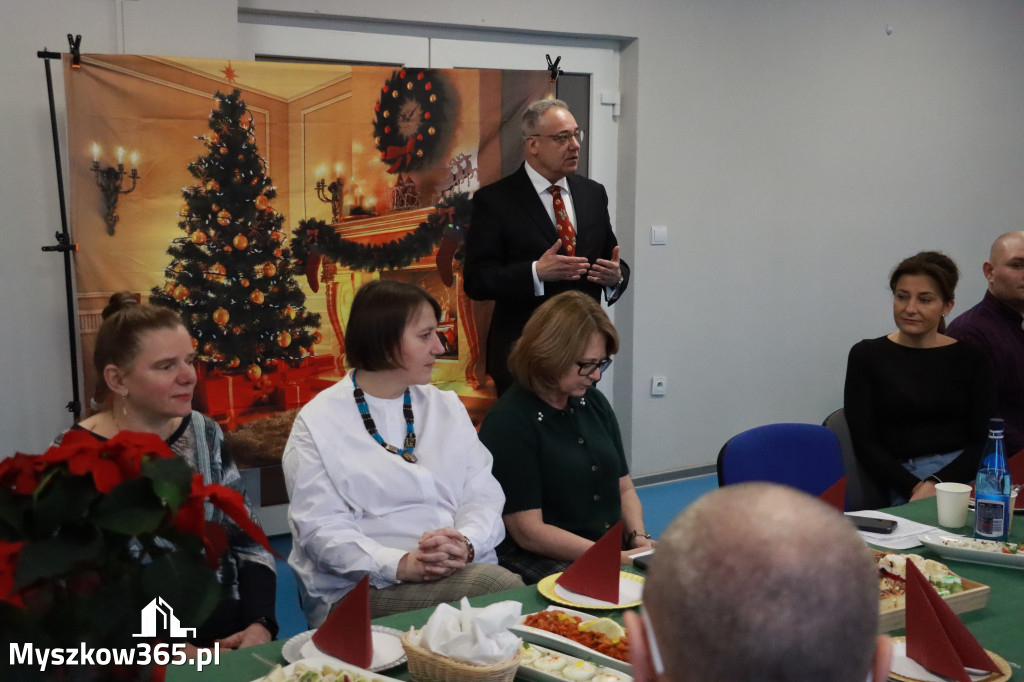 Fotorelacja: Spotkanie Wigilijne w MOSiR Myszków