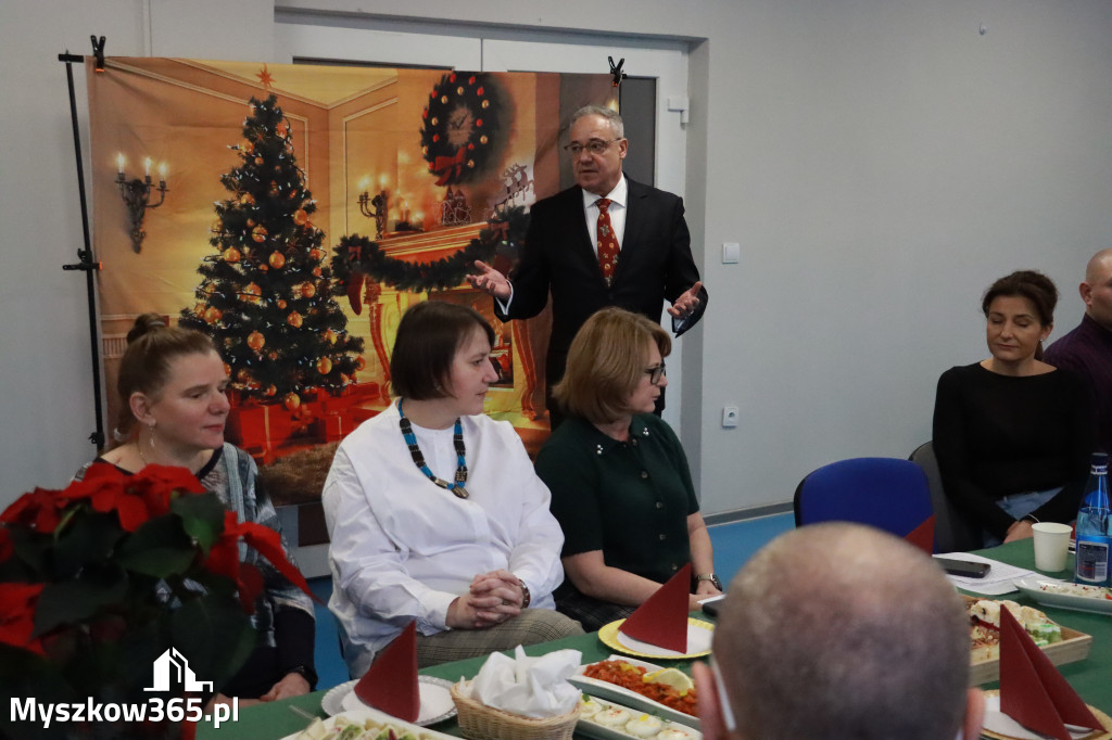 Fotorelacja: Spotkanie Wigilijne w MOSiR Myszków