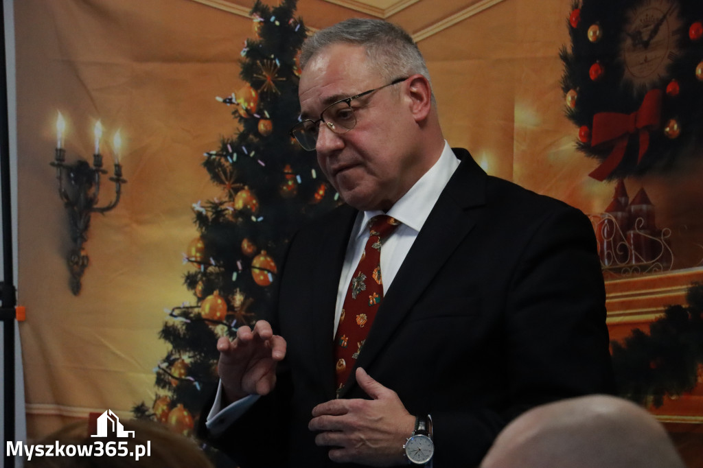 Fotorelacja: Spotkanie Wigilijne w MOSiR Myszków