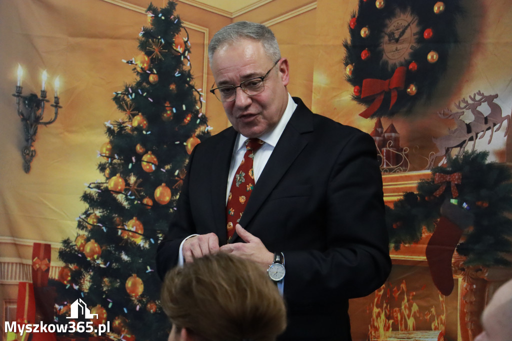 Fotorelacja: Spotkanie Wigilijne w MOSiR Myszków