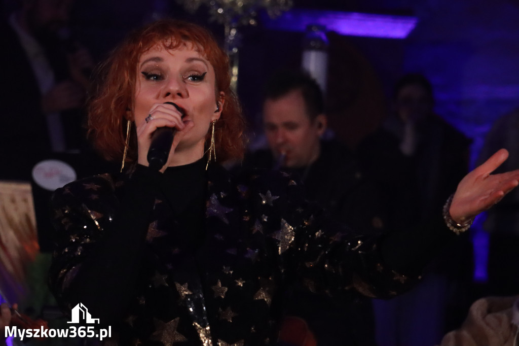 Fotorelacja: Koncert Kolęd w Myszkowie z Eweliną Flintą i Myszkovia Band
