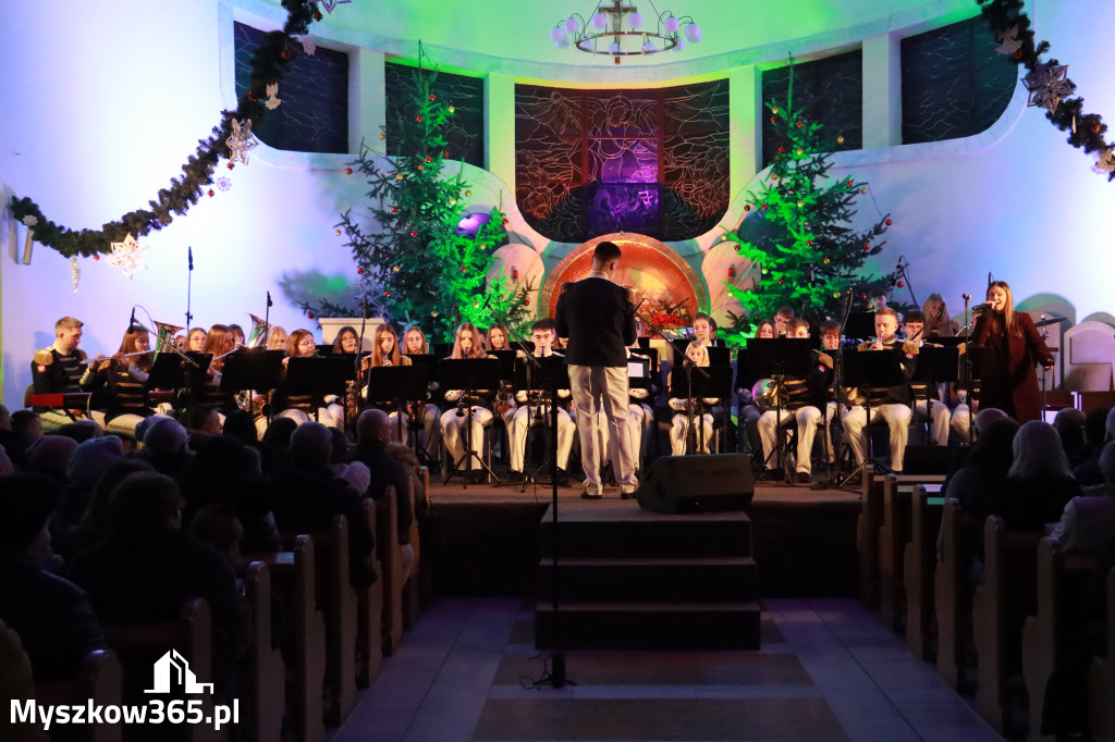 Fotorelacja: Koncert Noworoczny w Pińczycach