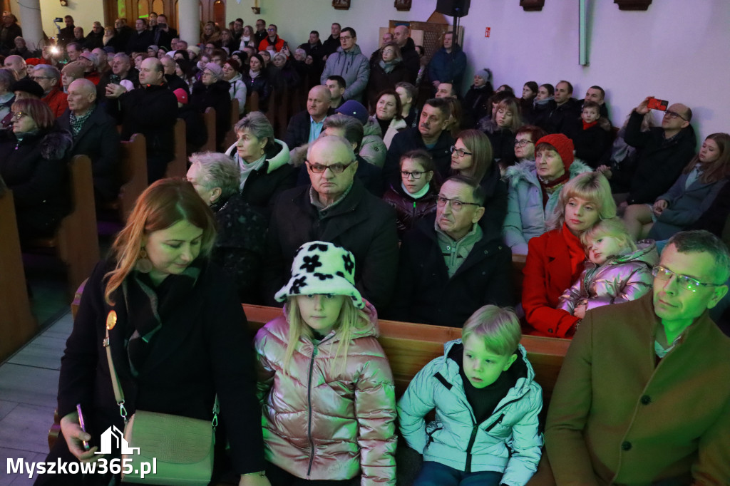 Fotorelacja: Koncert Noworoczny w Pińczycach