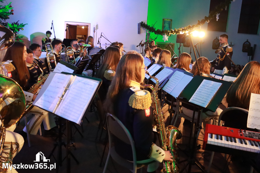 Fotorelacja: Koncert Noworoczny w Pińczycach