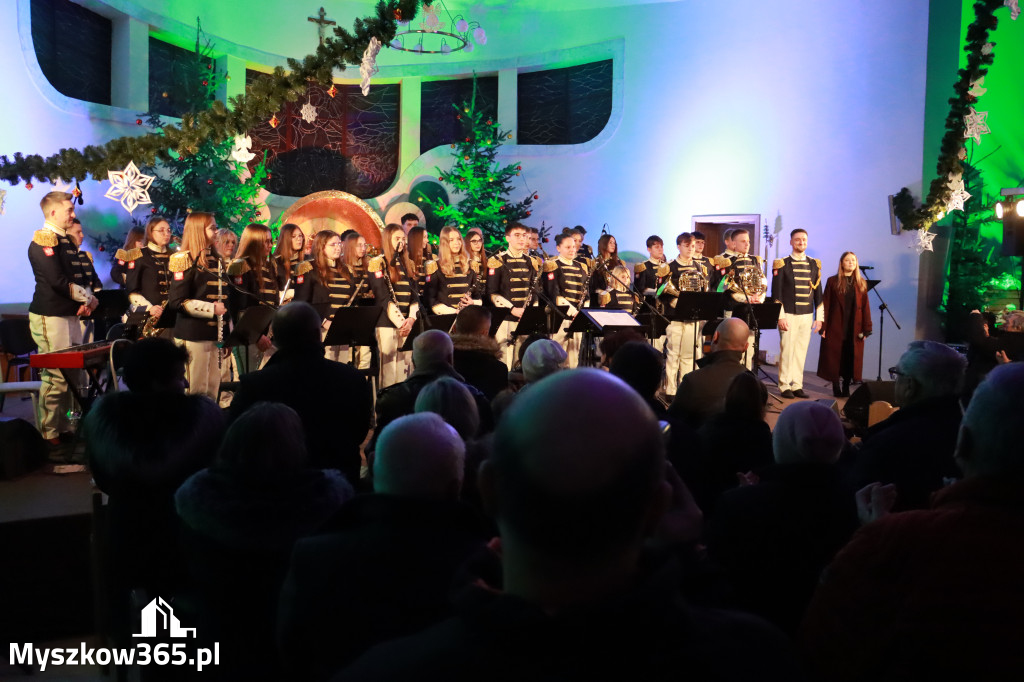 Fotorelacja: Koncert Noworoczny w Pińczycach