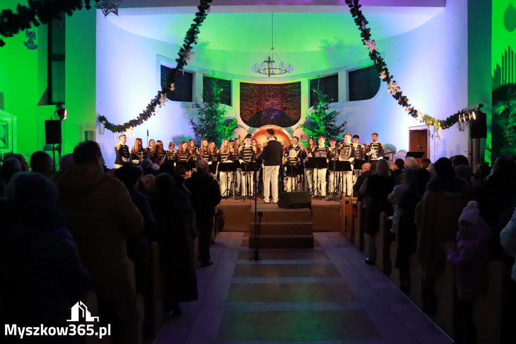 Fotorelacja: Koncert Noworoczny w Pińczycach