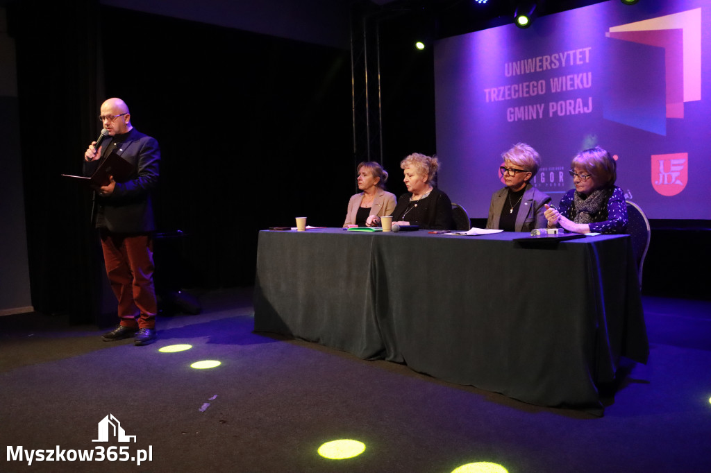 Fotorelacja: Inauguracja Uniwersytetu Trzeciego Wieku w Poraju