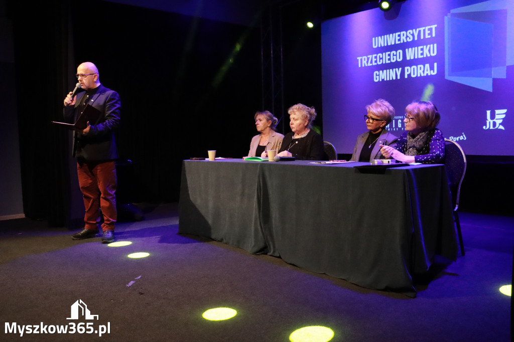 Fotorelacja: Inauguracja Uniwersytetu Trzeciego Wieku w Poraju