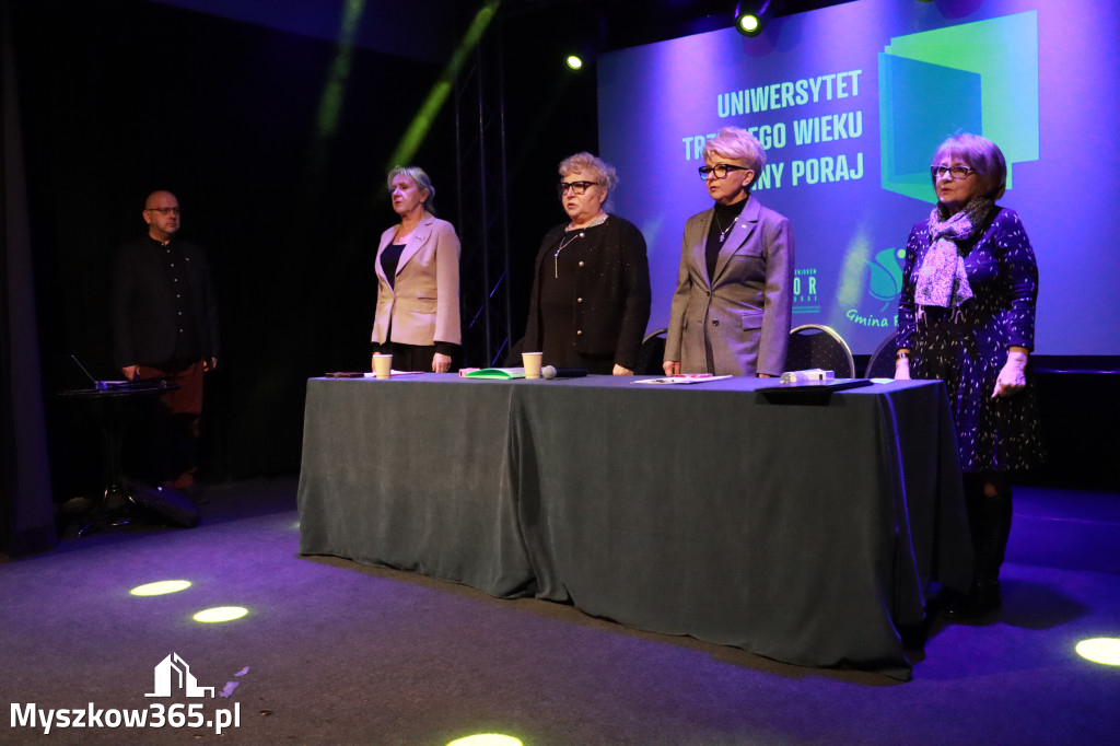 Fotorelacja: Inauguracja Uniwersytetu Trzeciego Wieku w Poraju