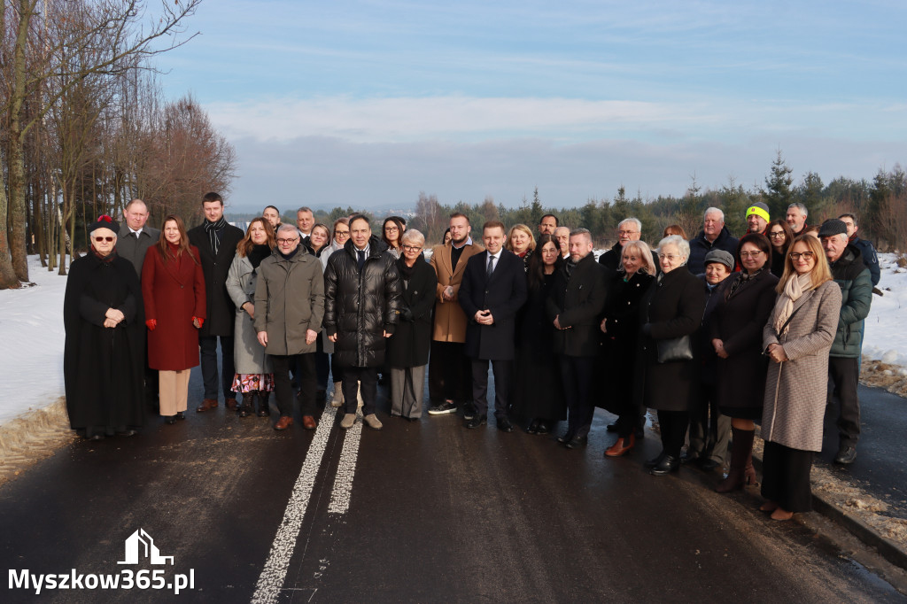 Fotorelacja: Uroczystość otwarcia drogi Choroń - Biskupice