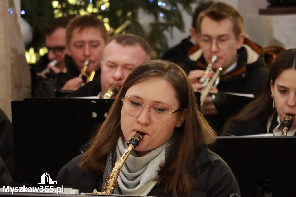 Fotorelacja: Koncert ŚWIĄTECZNO-NOWOROCZNY Orkiestry Dętej OSP Żelisławice