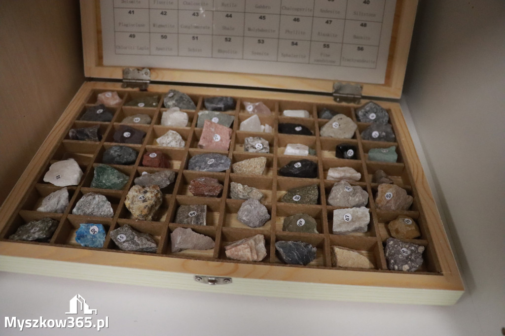 Fotorelacja: ZAKĄTEK NATURY w Szkole Podstawowej w Poraju