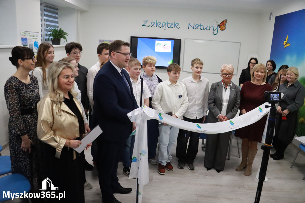 Fotorelacja: ZAKĄTEK NATURY w Szkole Podstawowej w Poraju